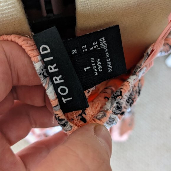 TORRID top - Picture 4 of 4